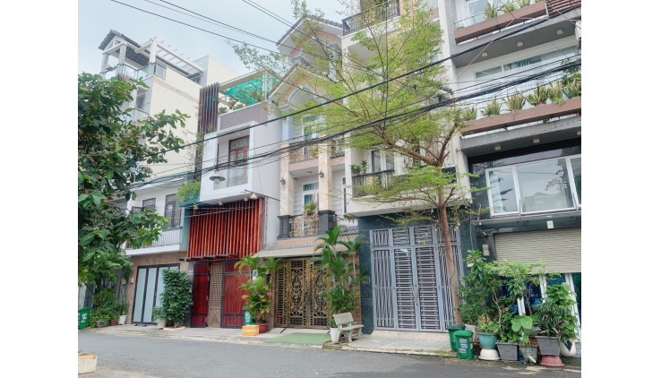 Ngộp Kênh Tân Hóa 60m2 - HXH 6m vô nhà - 3 tầng - Views công viên